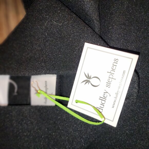 Tuckernuck Dudley Stephens Black Palmer Puff Sleeve Turtleneck NWT Large - Picture 6 of 9